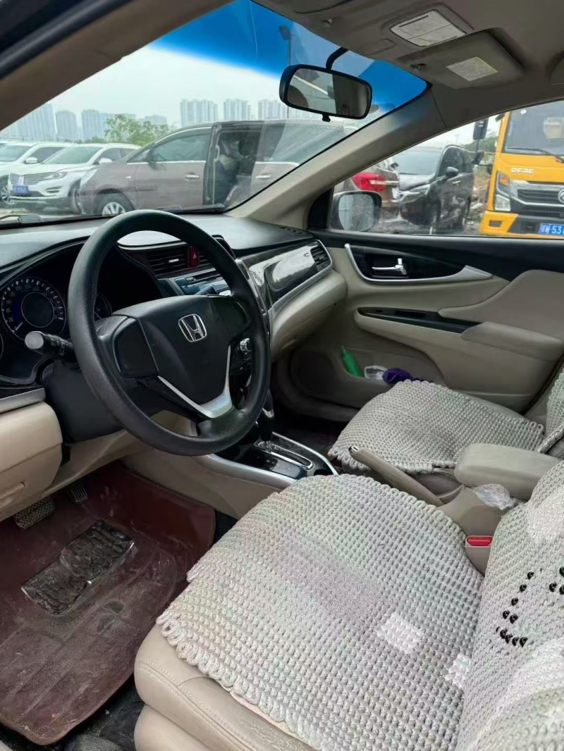 郑州14年本田凌派5