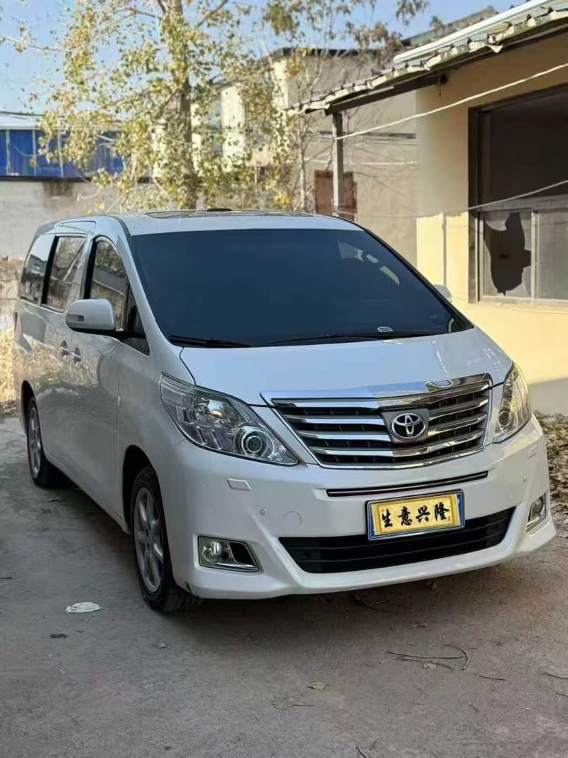 菏泽15年丰田埃尔法2