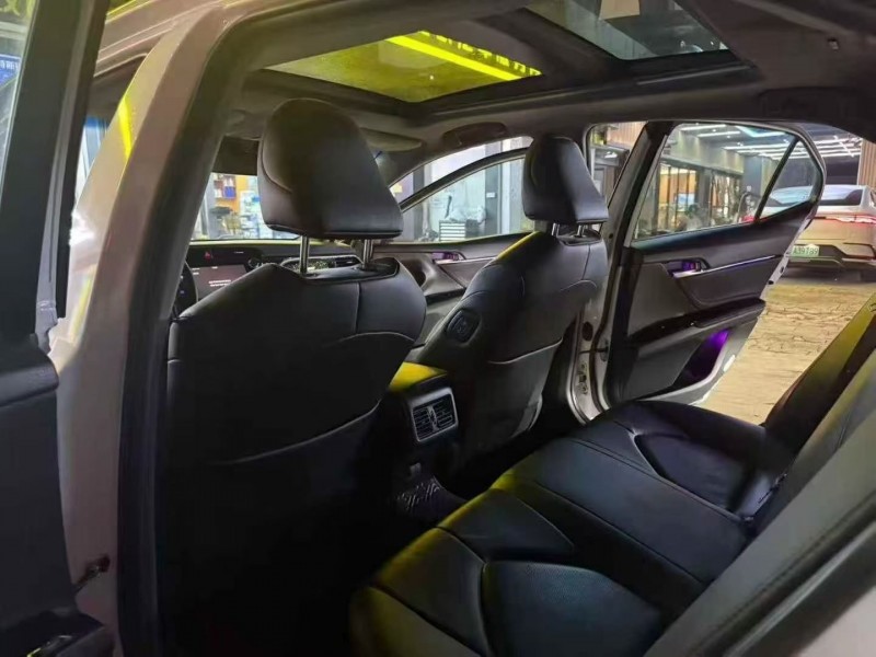 连云港20年丰田凯美瑞4