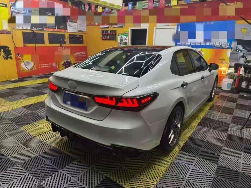 连云港20年丰田凯美瑞8