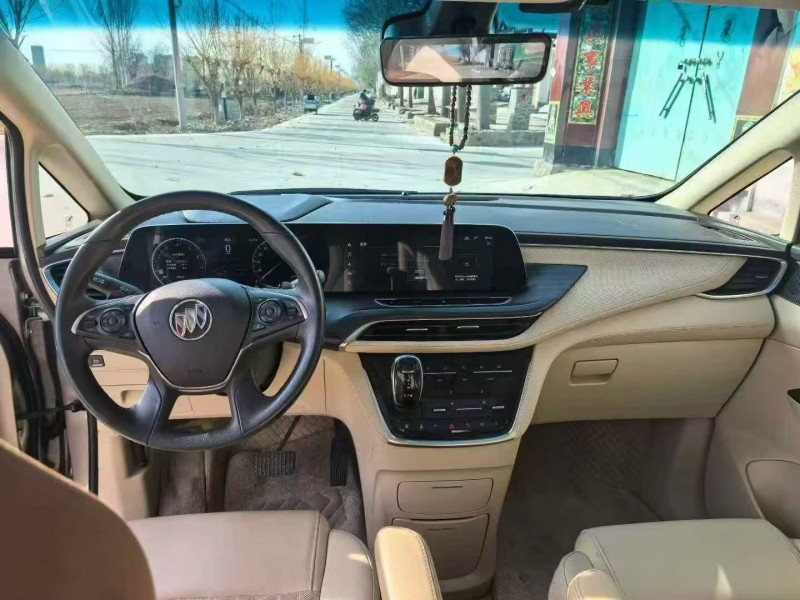 济南22年别克GL85