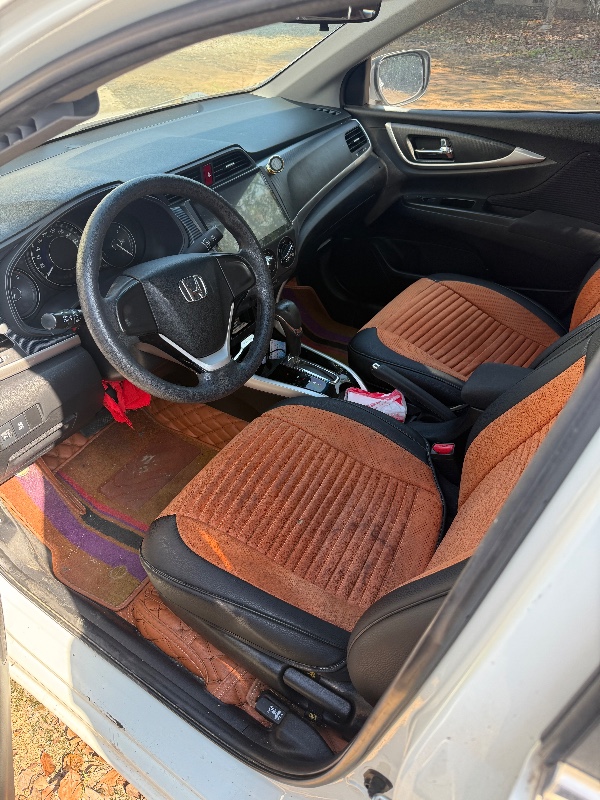 鄂州17年本田凌派3