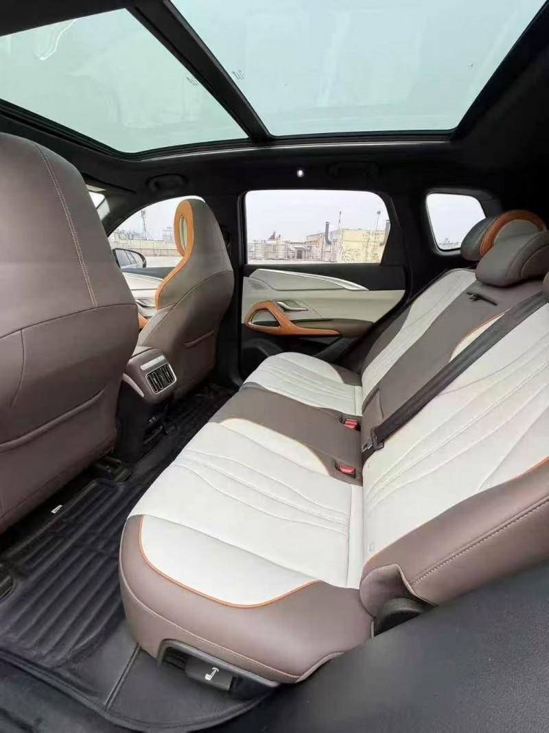 绍兴22年比亚迪宋5