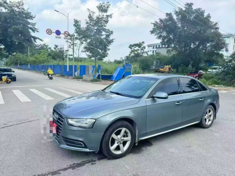 南宁16年奥迪A4L3