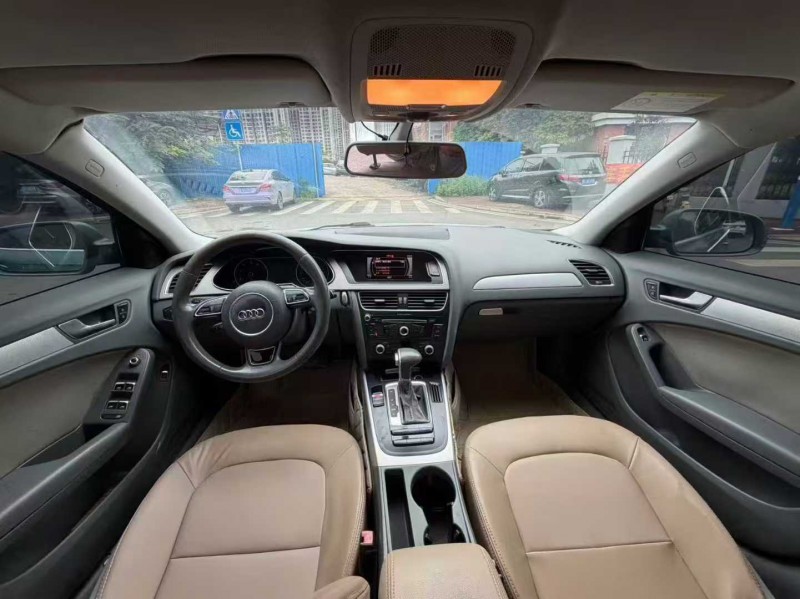 南宁16年奥迪A4L5