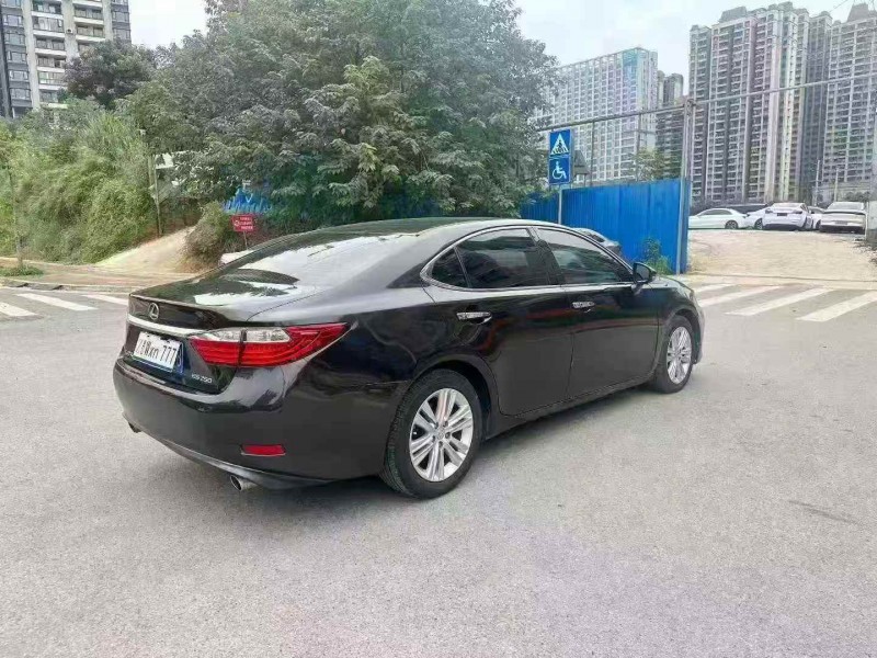 南宁15年雷克萨斯ES7