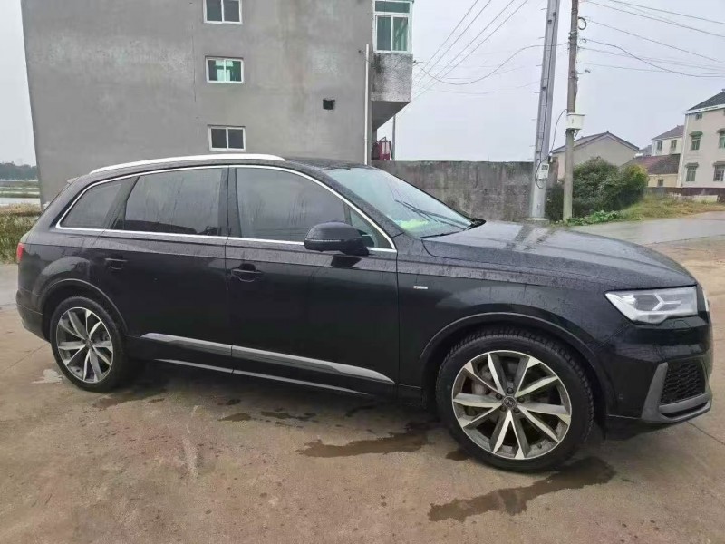 常州22年奥迪Q73