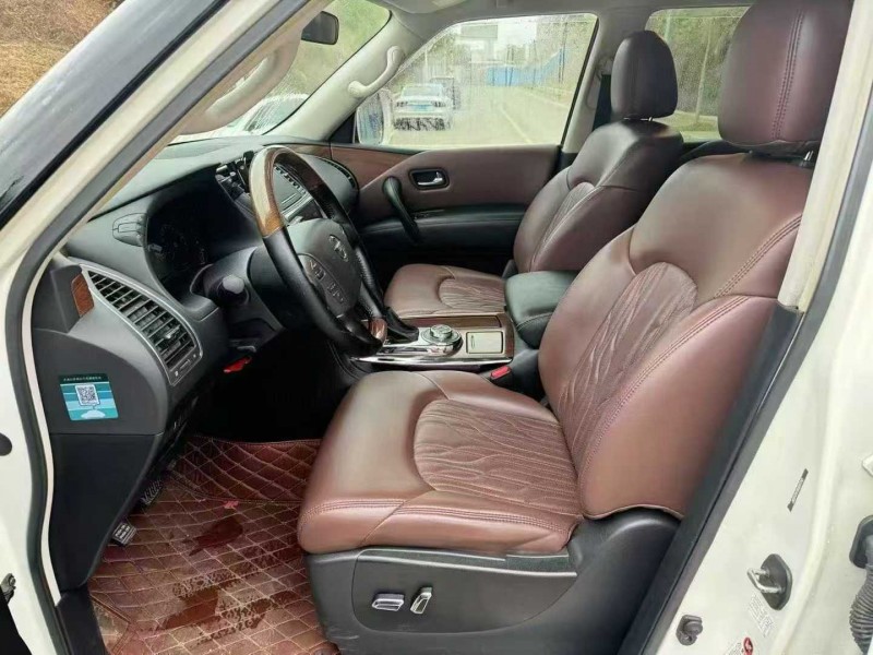 南宁20年日产途乐4