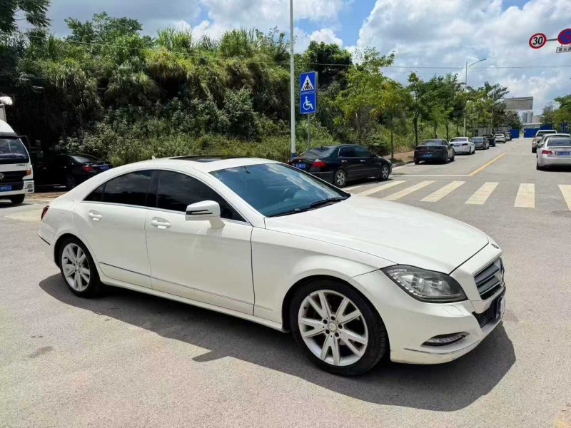 南宁13年奔驰CLS3