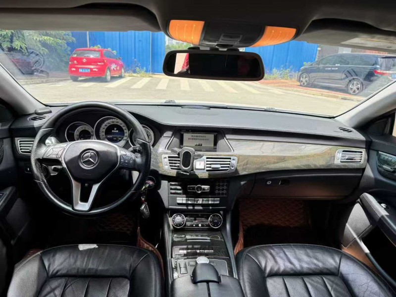 南宁13年奔驰CLS5