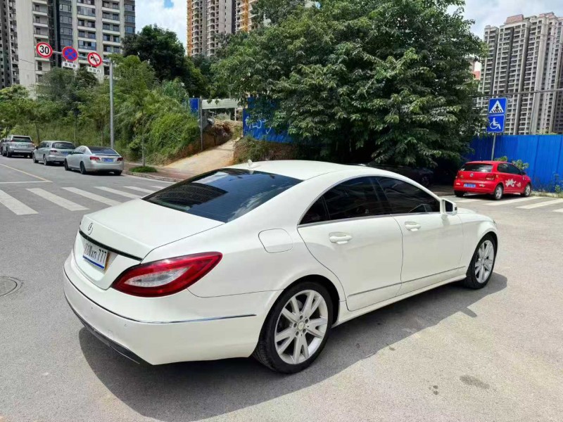 南宁13年奔驰CLS8