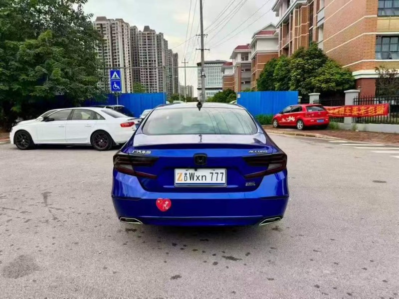 南宁18年本田雅阁9