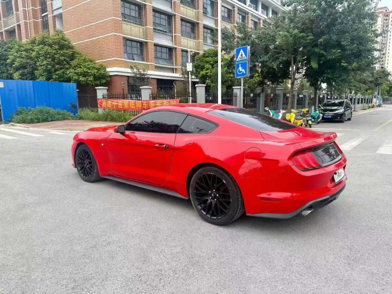 南宁19年福特野马8