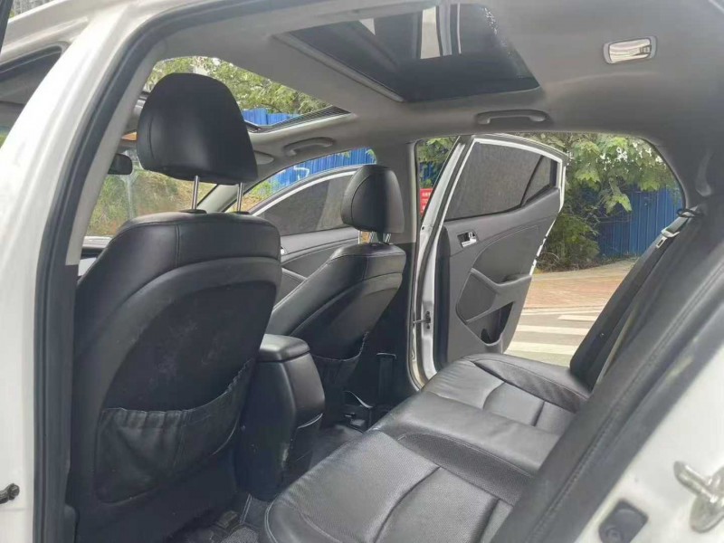 南宁15年起亚K56