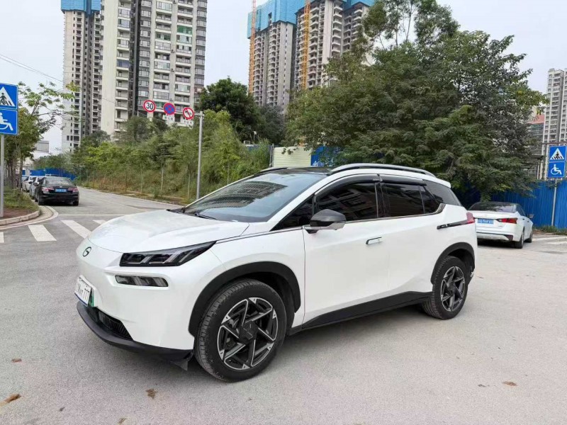 南宁23年传祺埃安V2