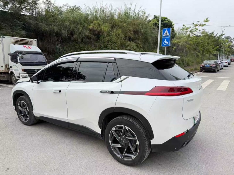 南宁23年传祺埃安V7