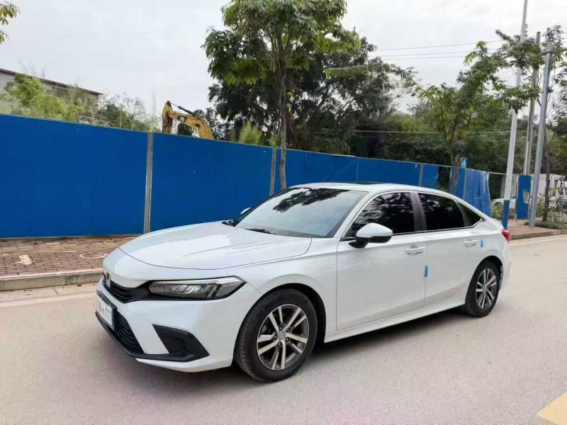 南宁22年本田思域3