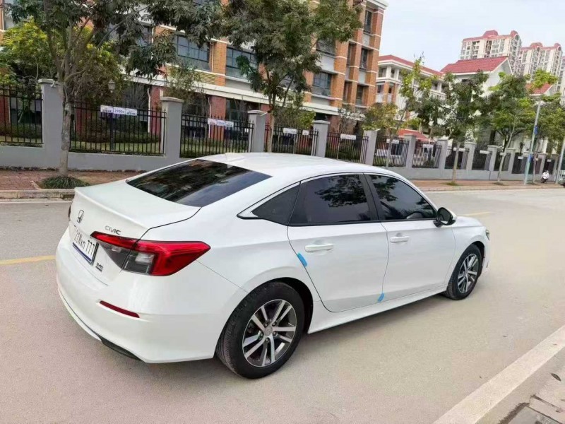 南宁22年本田思域7