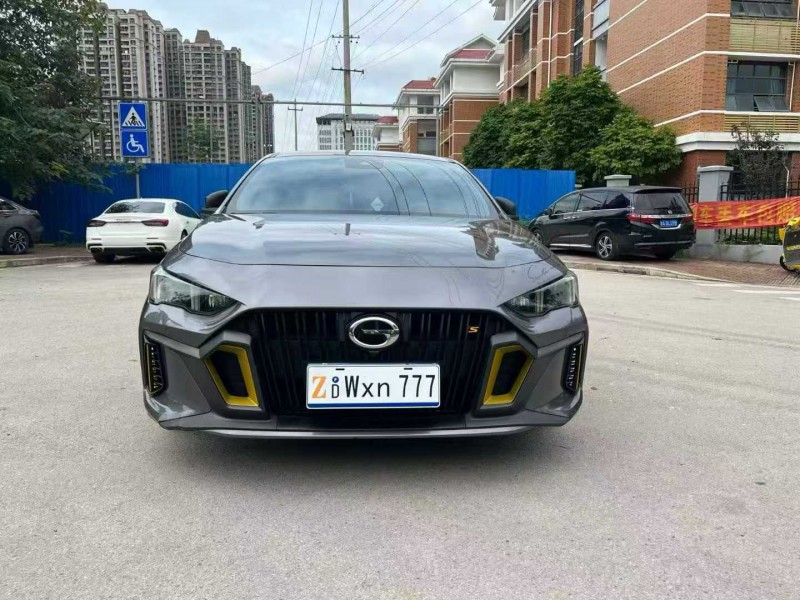 南宁22年传祺影豹1