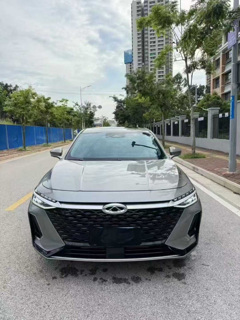 南宁24年奇瑞艾瑞泽1