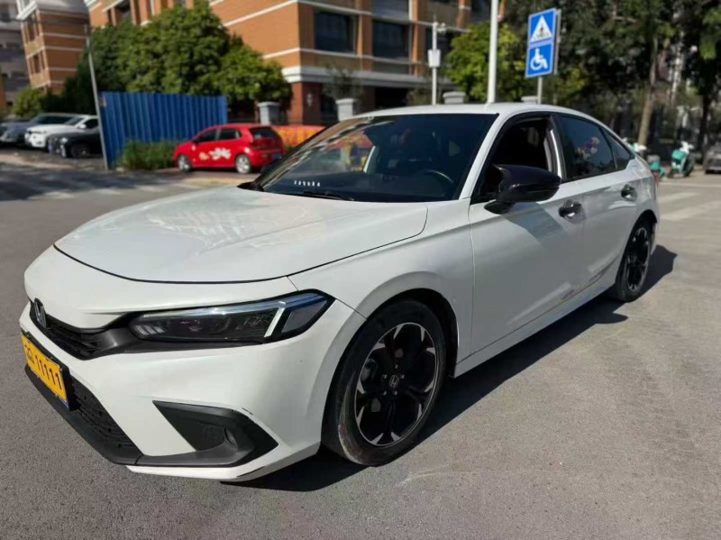 南宁23年本田思域3