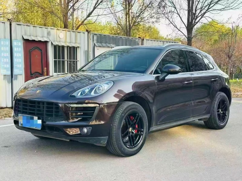 东营16年保时捷Macan2
