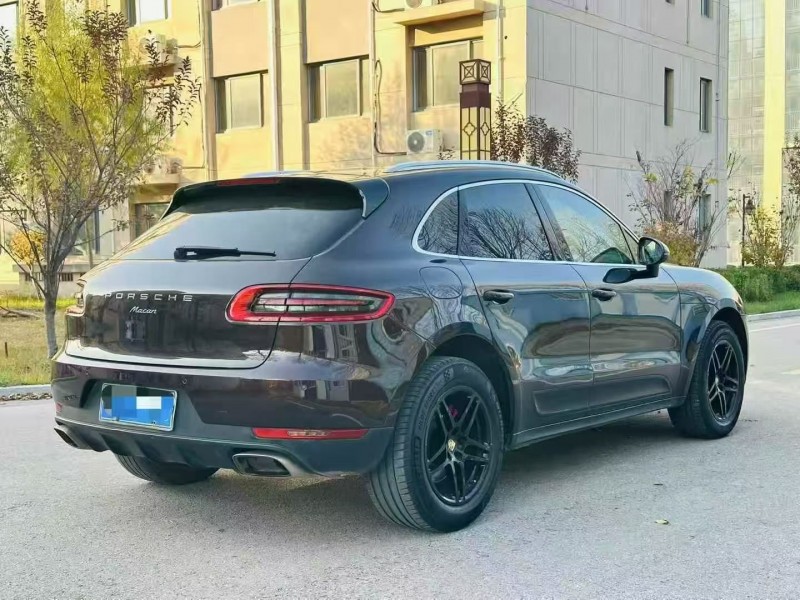 东营16年保时捷Macan8