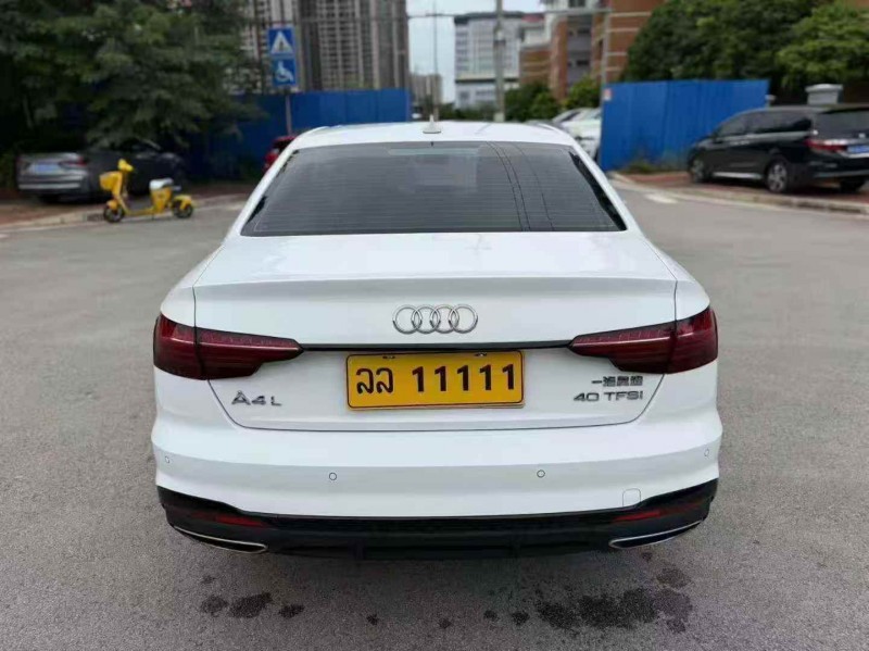 南宁23年奥迪A4L9