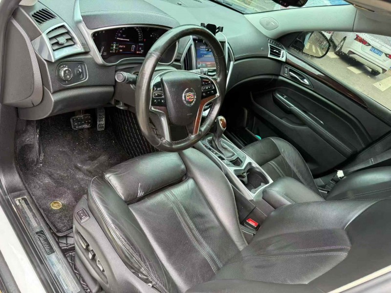 南宁14年凯迪拉克SRX4