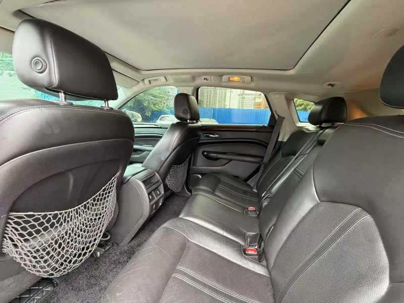 南宁14年凯迪拉克SRX6