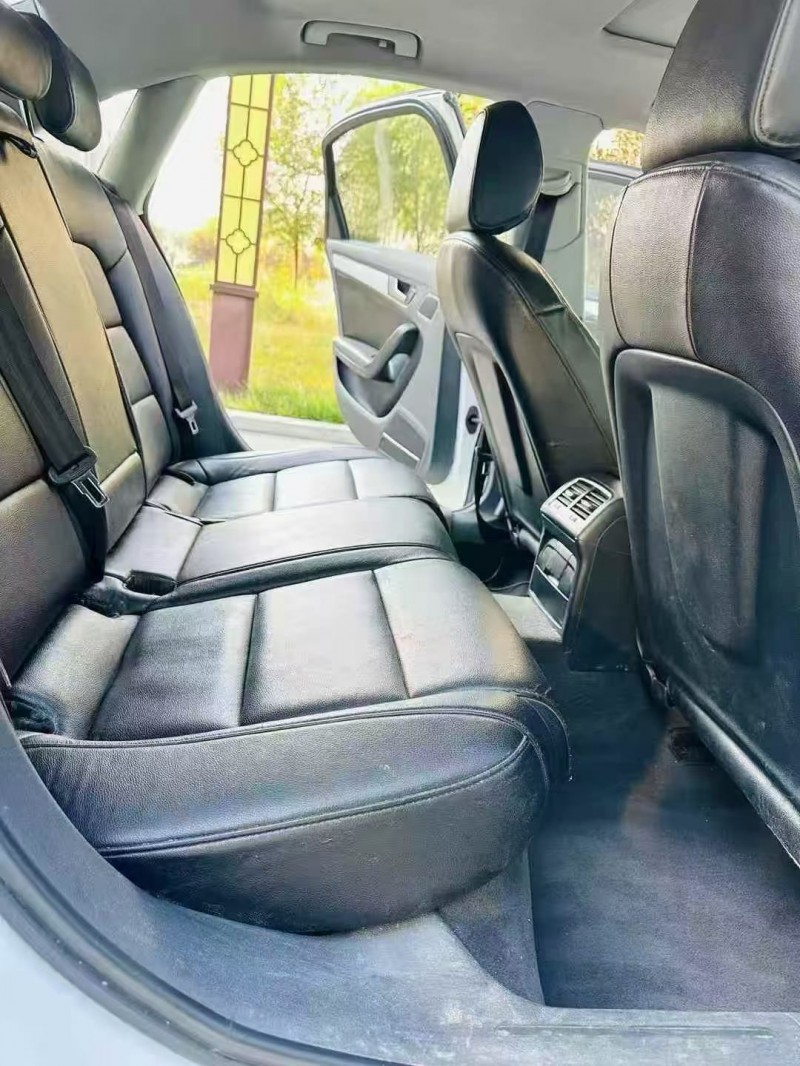 青岛17年奥迪A4L4