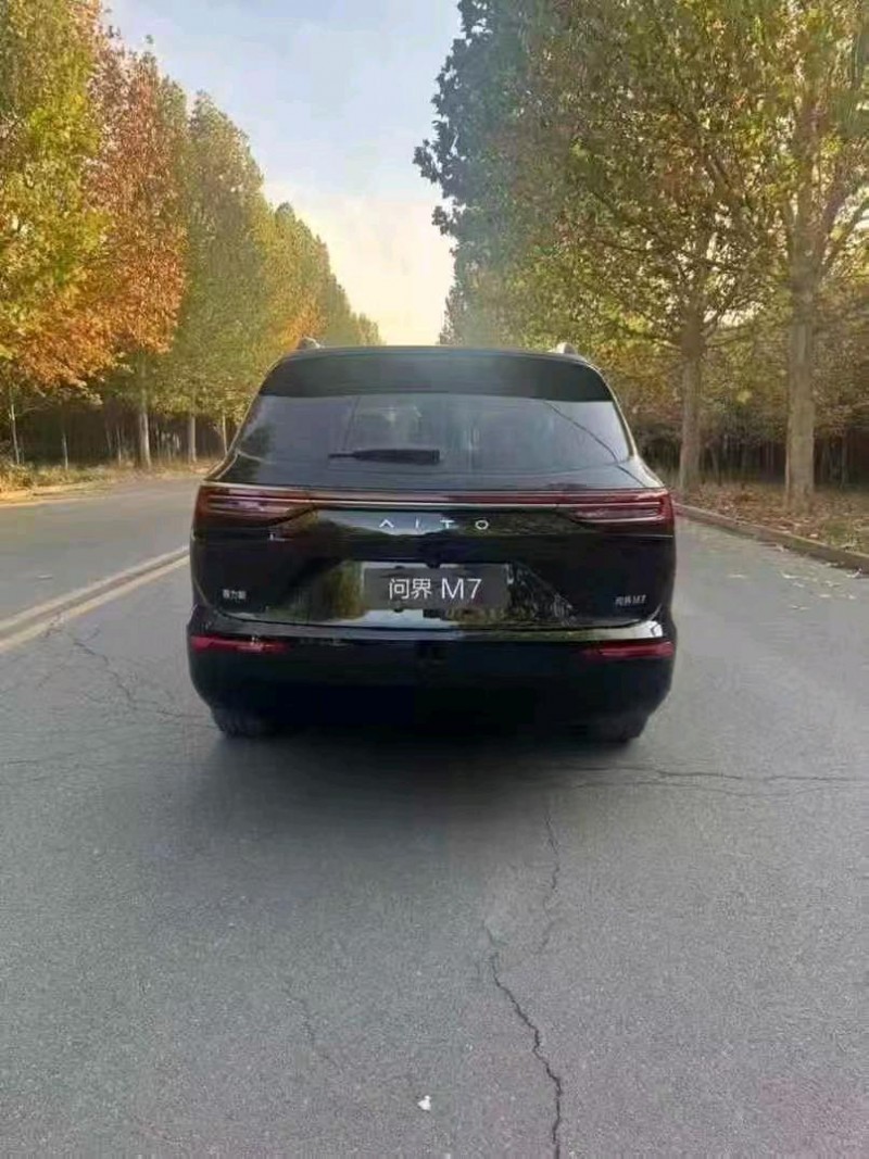 枣庄25年华为智选问界9