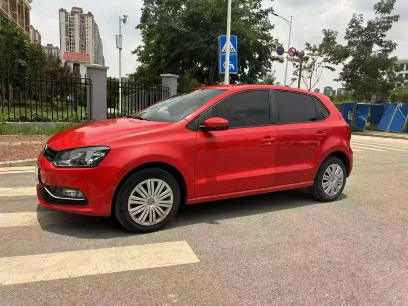 南宁17年大众polo3
