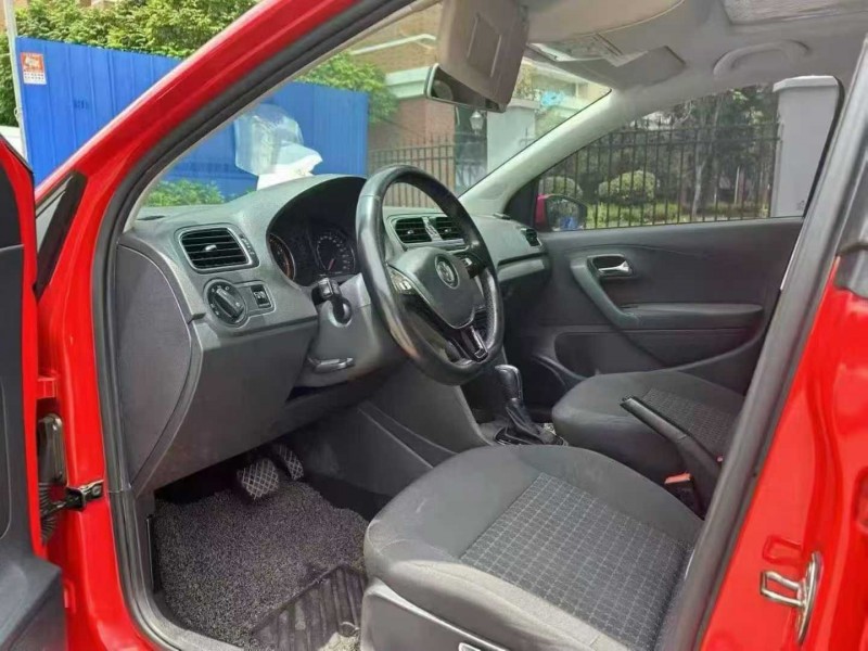 南宁17年大众polo4