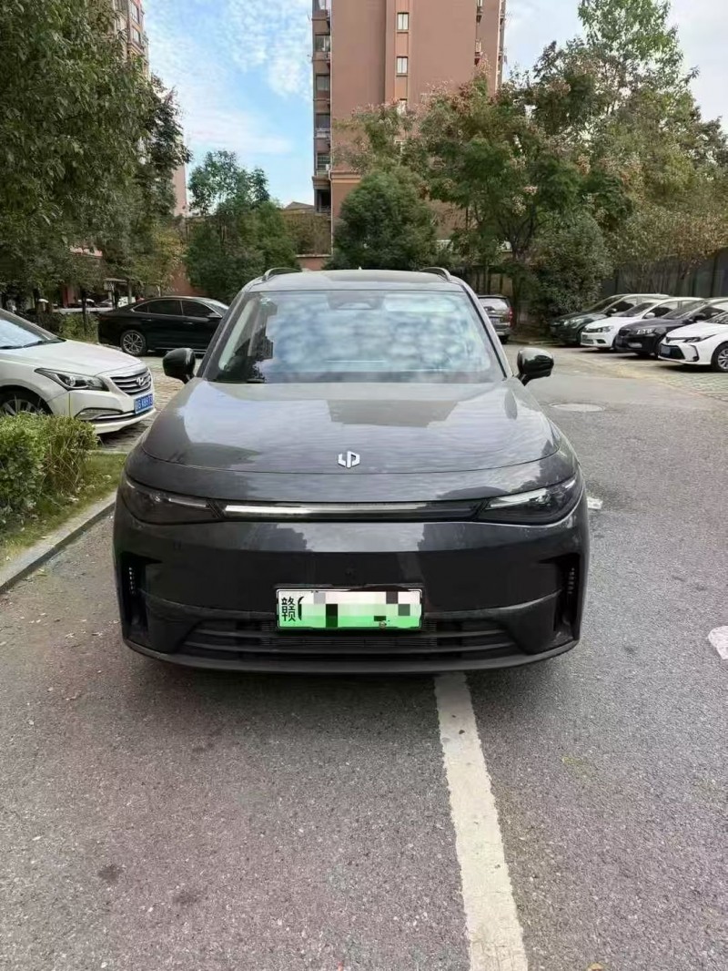 九江24年零跑汽车C161