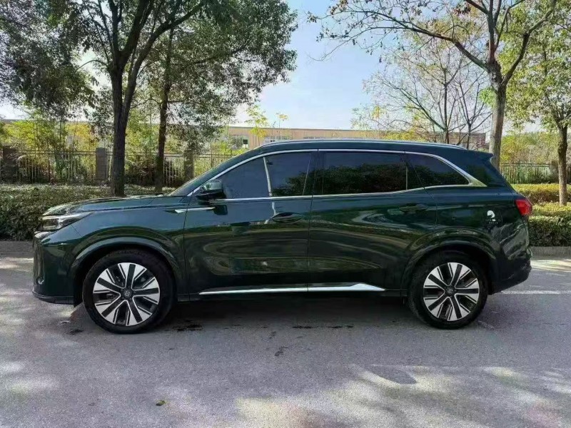 长沙25年东风蓝电E57