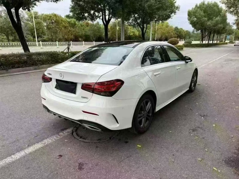 衡阳21年奔驰A9