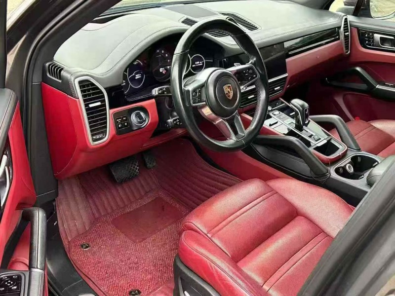 衡阳19年保时捷卡宴8