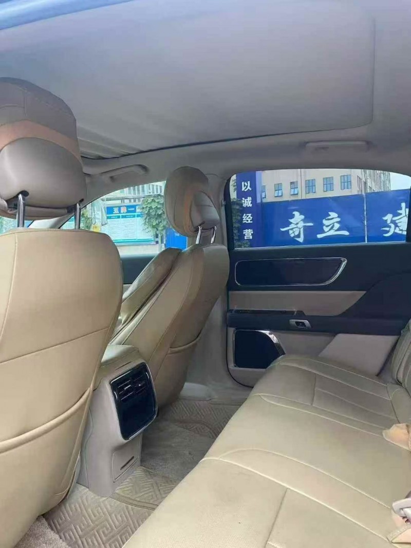 邵阳20年林肯大陆5