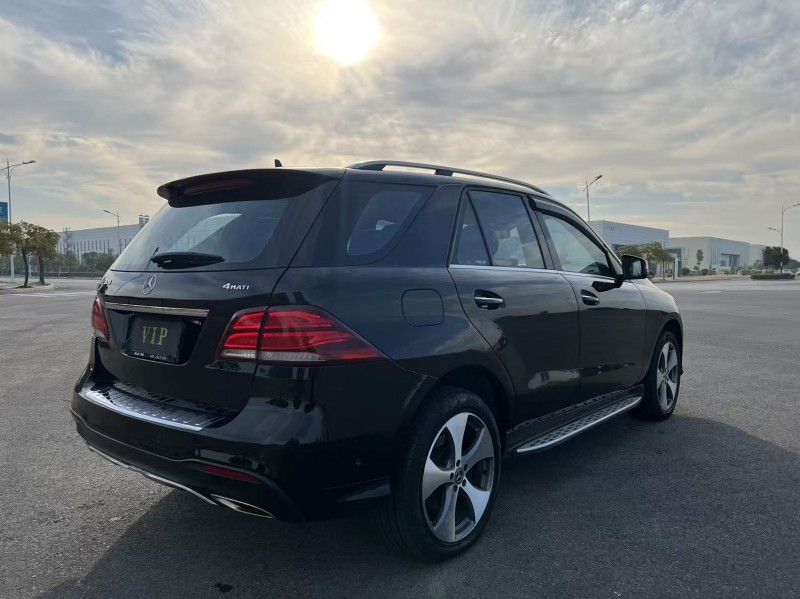 盐城18年奔驰GLE8