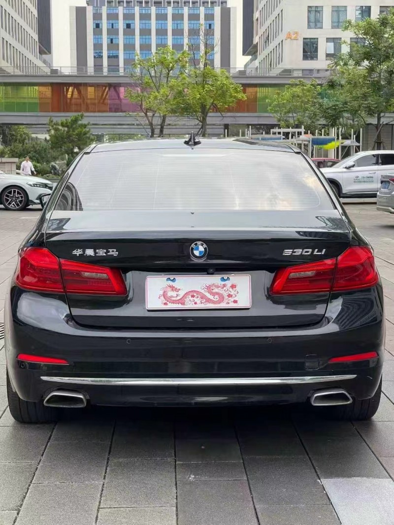 佛山18年宝马5系9