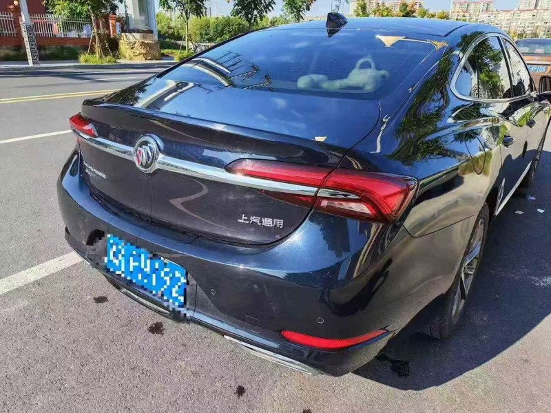 宜昌21年别克君越7