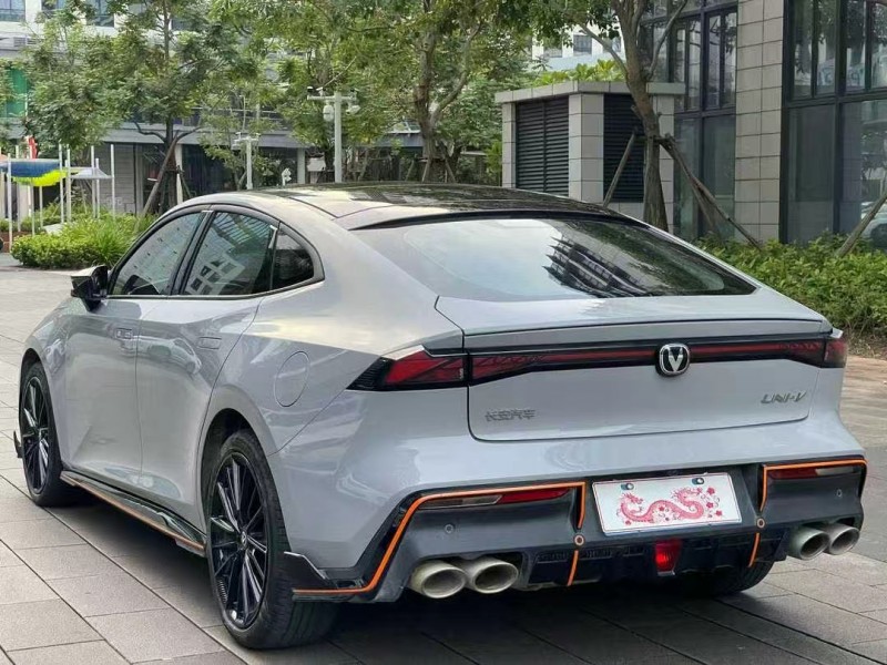 佛山24年长安汽车UNI8