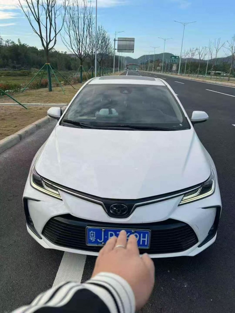 珠海21年丰田卡罗拉1