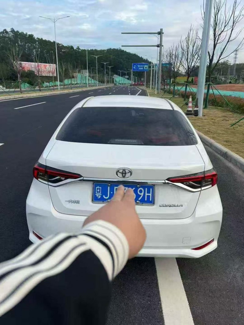 珠海21年丰田卡罗拉9