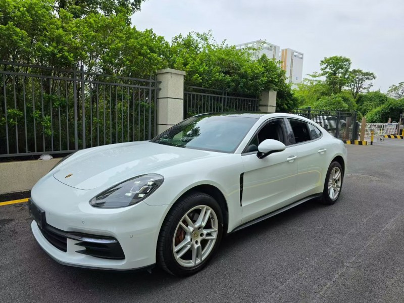 珠海18年保时捷帕拉梅拉2