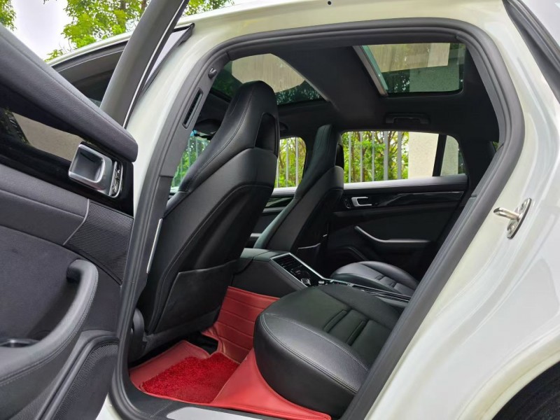 珠海18年保时捷帕拉梅拉7