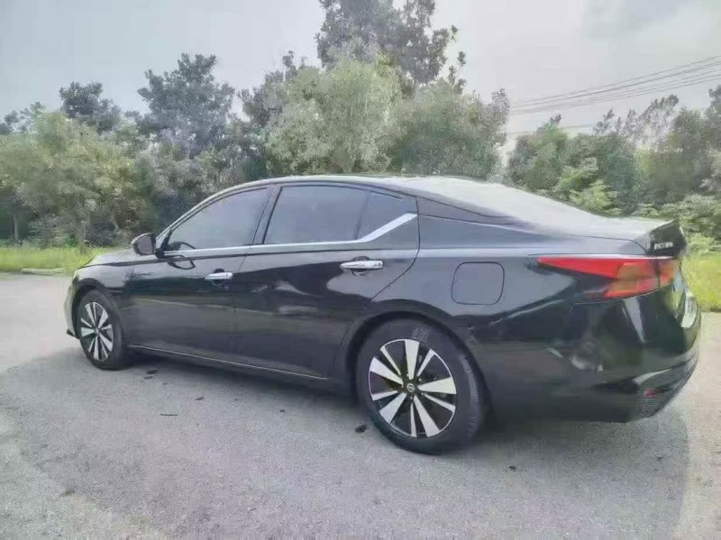 徐州22年日产天籁8