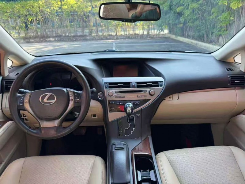 广州13年雷克萨斯RX6