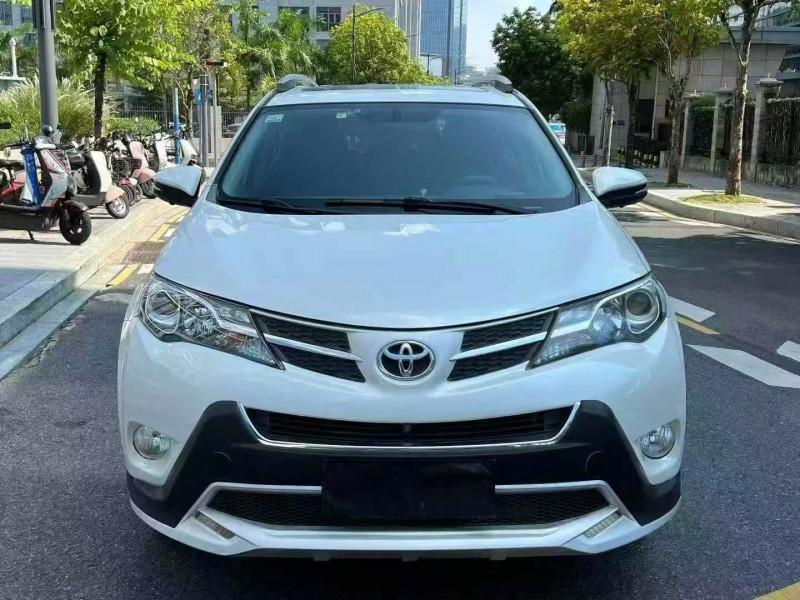 广州16年丰田RAV4荣放1